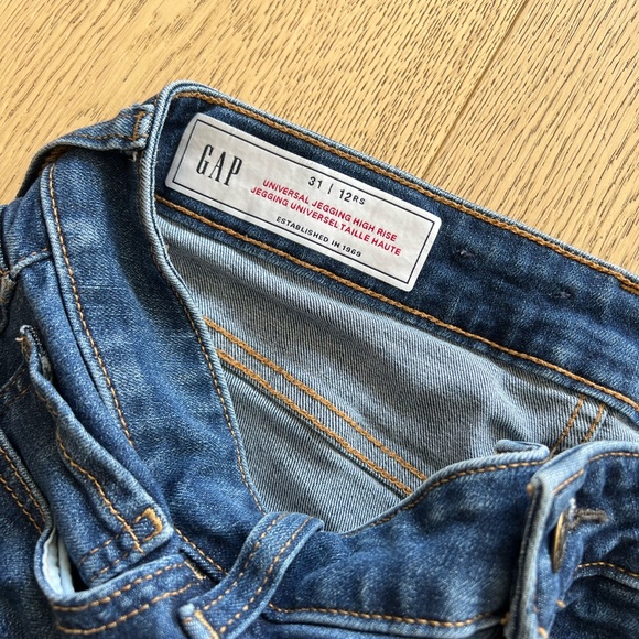 GAP high rise jeggings - Picture 2 of 4